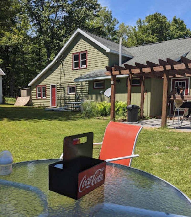 Big Spring Tavern (Big Spring Inn & Zoo) - Web Listing Photo (newer photo)